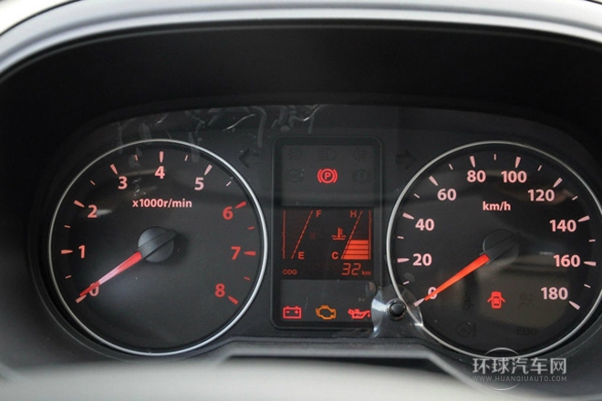 2014款 1.5L商務(wù)標(biāo)準(zhǔn)型