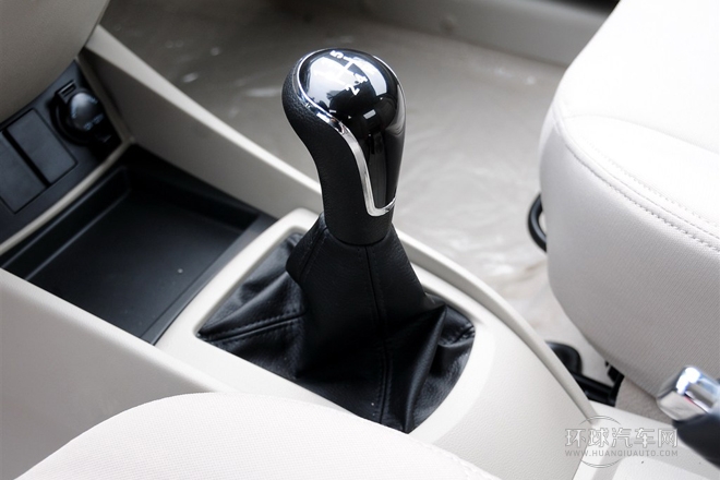 2012款 1.5L 手動夢幻型