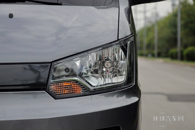 2014款 1.5L商務標準型