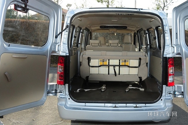 2014款 1.5L加長商務豪華型