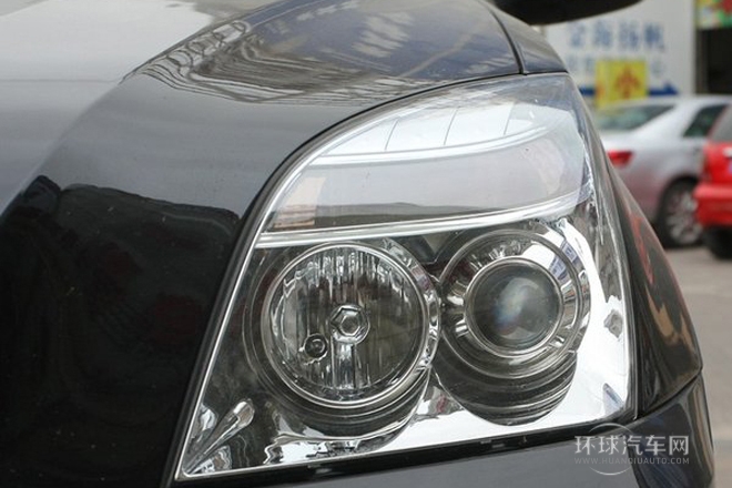 2011款 2.0L 自動兩驅超豪華型