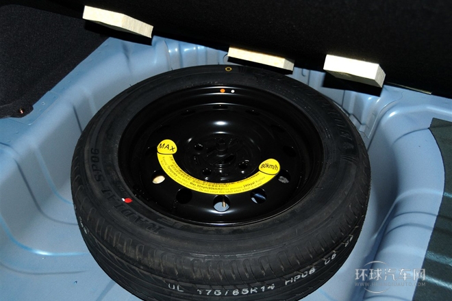 2012款 1.5L 手動(dòng)運(yùn)動(dòng)型 國(guó)IV