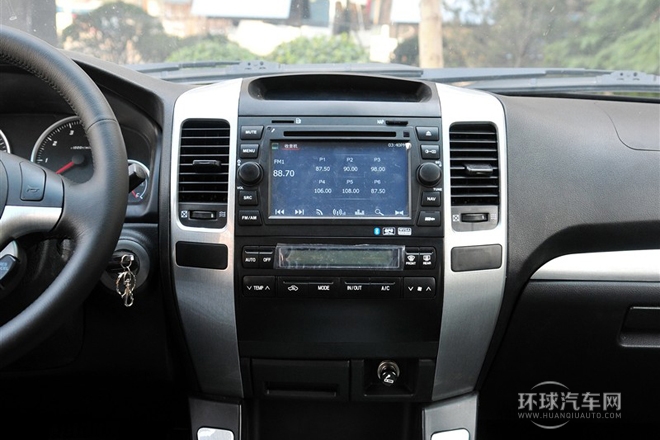 2011款 2.4L 自動兩驅超豪華型