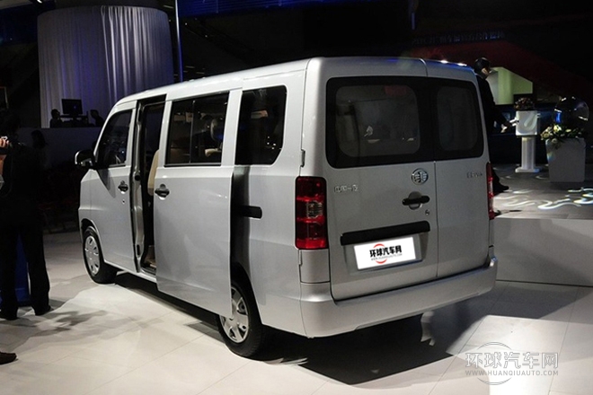 2014款 1.5L加長(zhǎng)商務(wù)豪華型