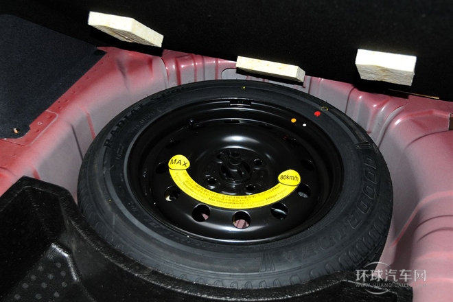 2012款 1.5L 自動夢幻型