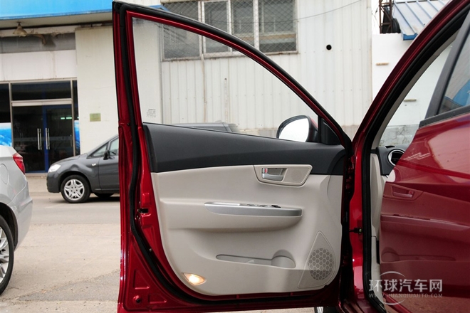 2012款 1.5L 自動夢幻型