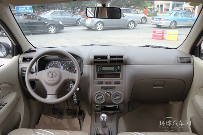 2011款 超值版 1.3L 手動(dòng)7座