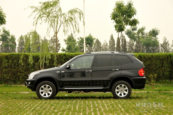 2011款 2.4L 手動四驅超豪華型