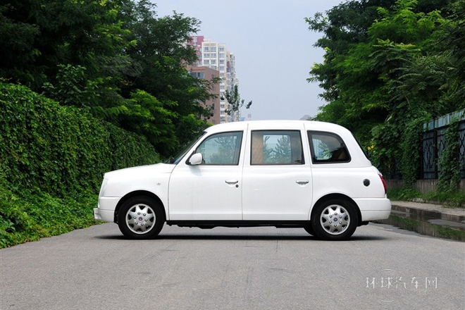 2012款 2.4L 定制商務型