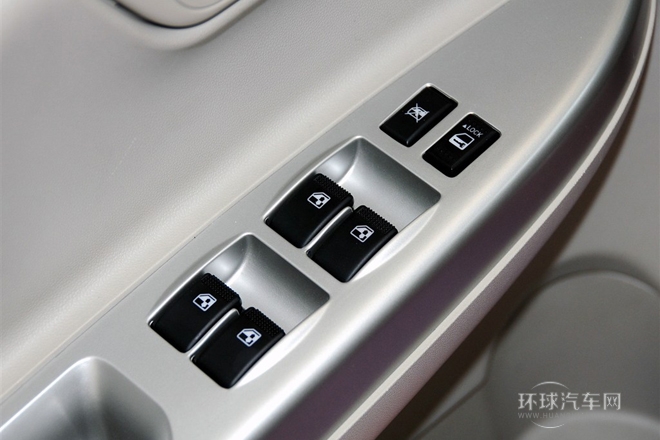 2012款 1.5L 自動運動型