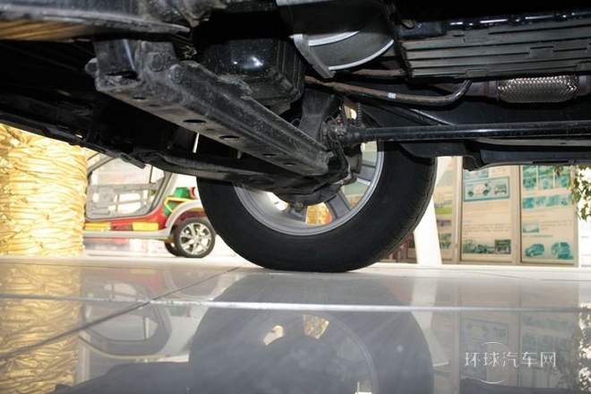 2011款 2.4L 自動(dòng)四驅(qū)超豪華型