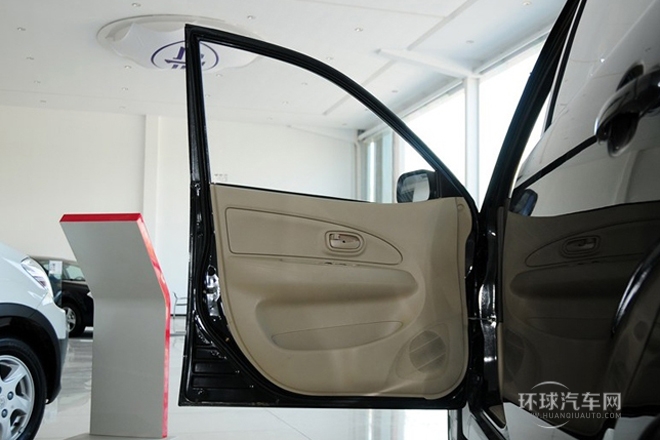 2011款 超值版 1.3L 手動5座