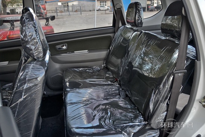 2013款 1.5L 自動(dòng)5座時(shí)尚豪華型