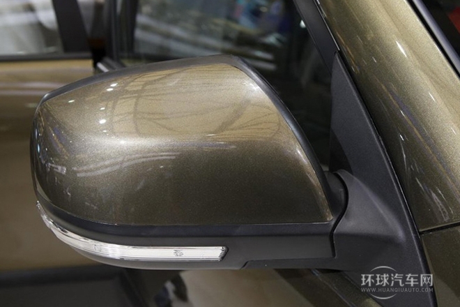 2013款 1.5L 手動7座時尚豪華型