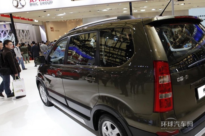 2013款 1.5L 手動7座時尚豪華型