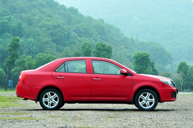 2012款 1.5L 尊貴型