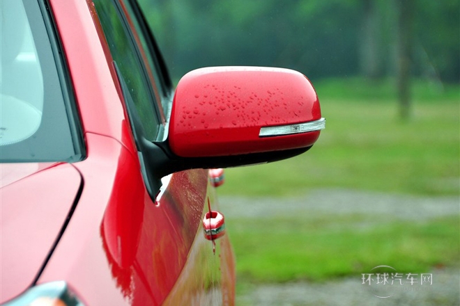 2012款 1.5L 尊貴型