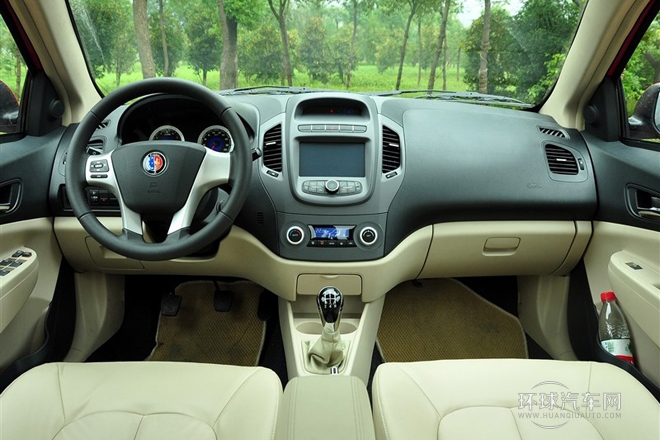 2012款 1.5L 尊貴型