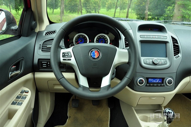 2012款 1.5L 尊貴型