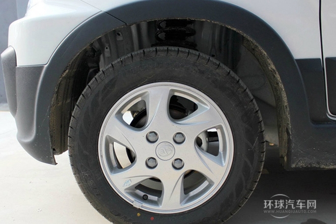 2013款 1.5L 自動5座時尚版