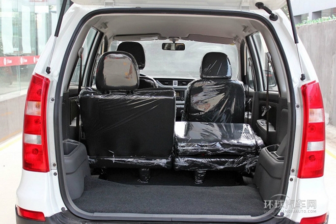 2013款 1.5L 自動5座時尚版