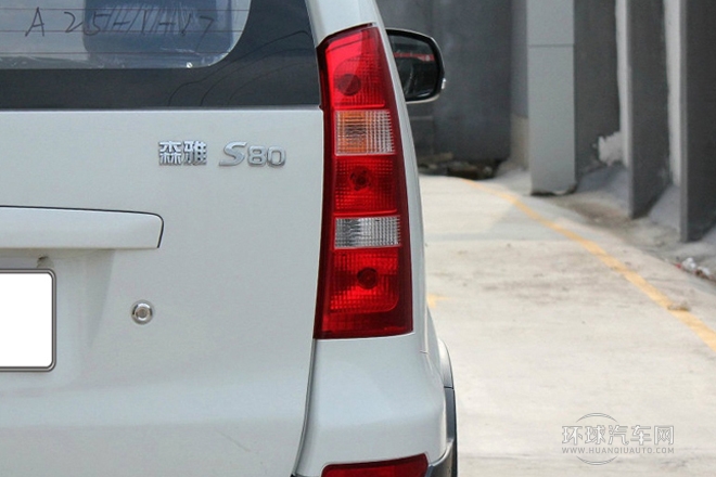 2013款 1.5L 自動5座時尚版