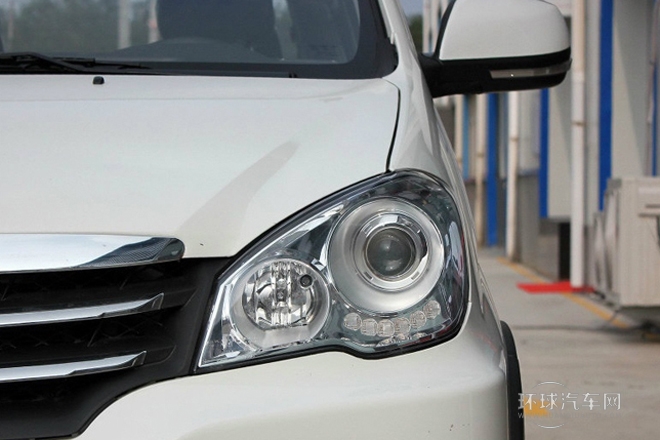 2013款 1.5L 自動(dòng)5座時(shí)尚版