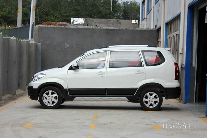 2013款 1.5L 自動(dòng)5座時(shí)尚版