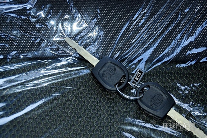 2013款 1.5L 手動5座都市時尚版