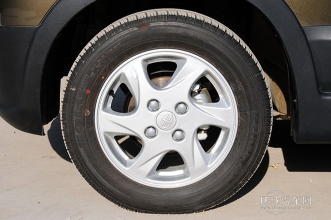 2013款 1.5L 手動5座都市時尚版