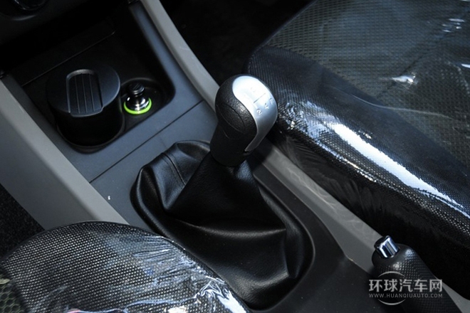 2013款 1.5L 手動5座都市時尚版