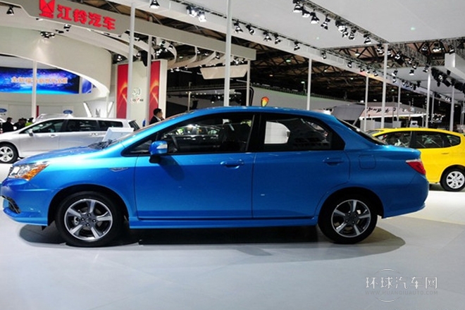 2013款 1.5L 手動豪華型