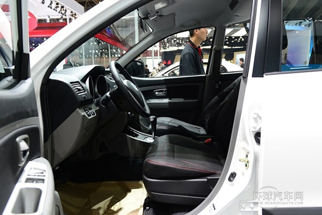 2014款 1.5L 自動7座至尊導(dǎo)航版