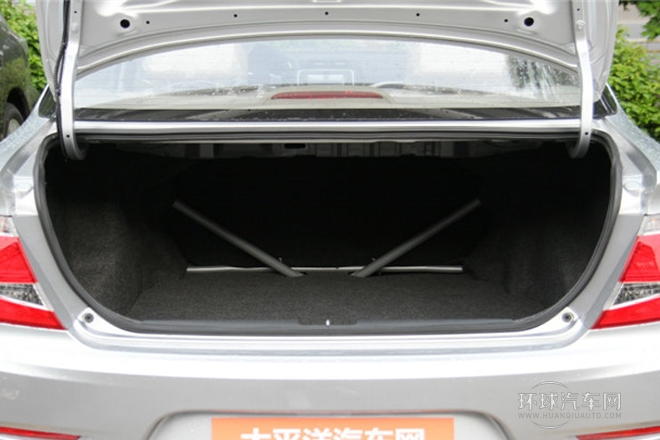 2013款 1.5L 自動豪華型
