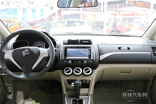 2013款 1.5L 自動豪華型