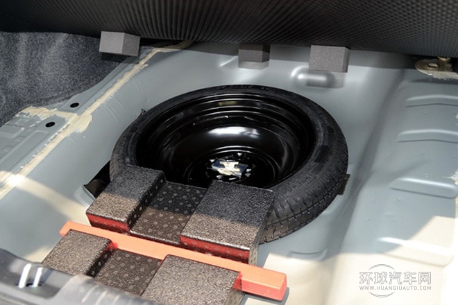 2013款 1.5L 手動(dòng)運(yùn)動(dòng)型