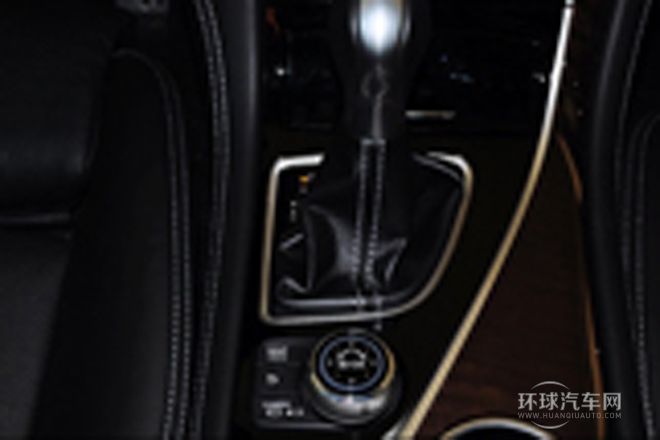 2014款 3.5L Hybrid 旗艦版