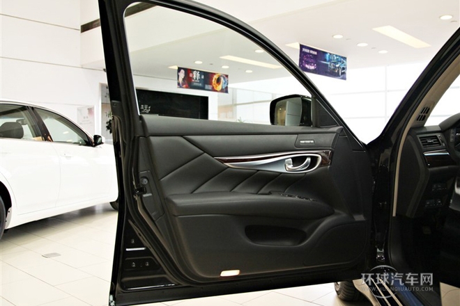 2013款 2.5L 豪華版