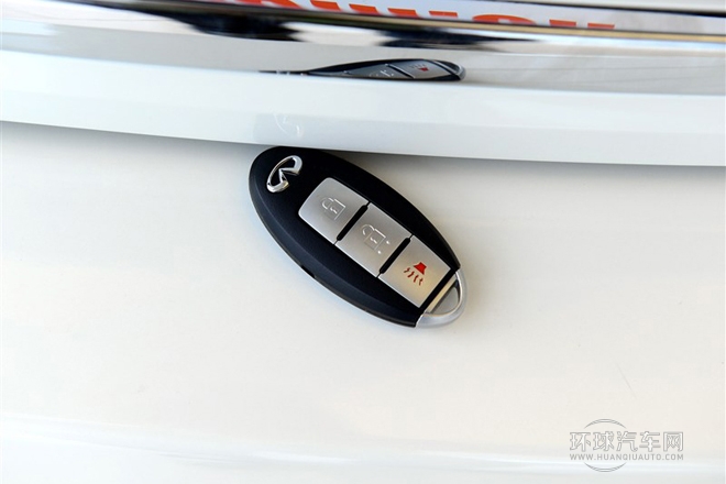 2013款 2.5L 四驅優(yōu)雅版