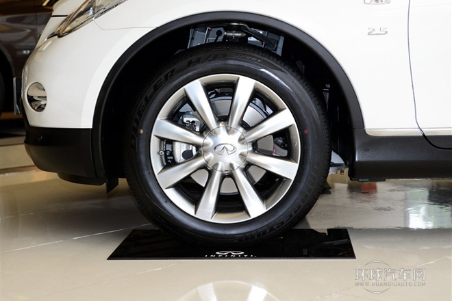 2013款 2.5L 四驅優雅版