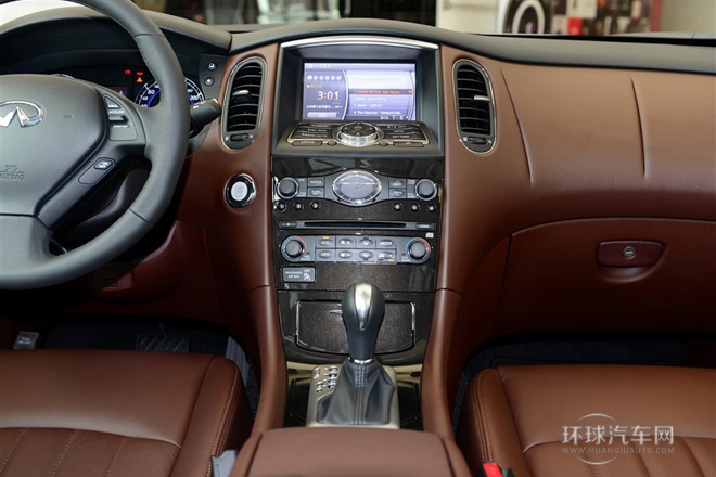 2013款 2.5L 四驅優雅版