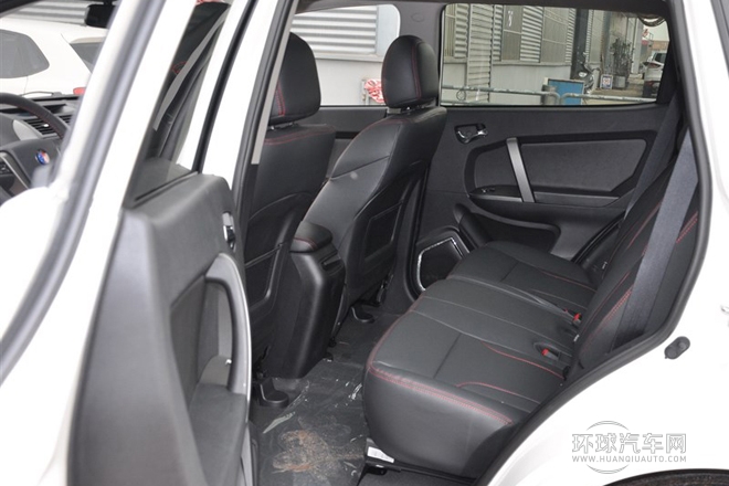 2014款 1.8L 手動(dòng)精英型