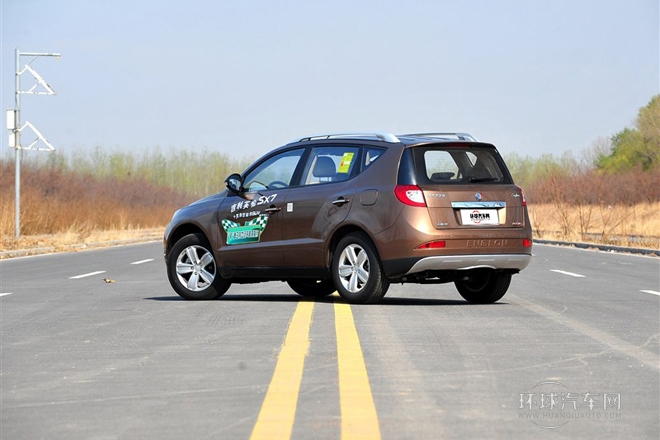 2013款 2.4L 自動尊貴型