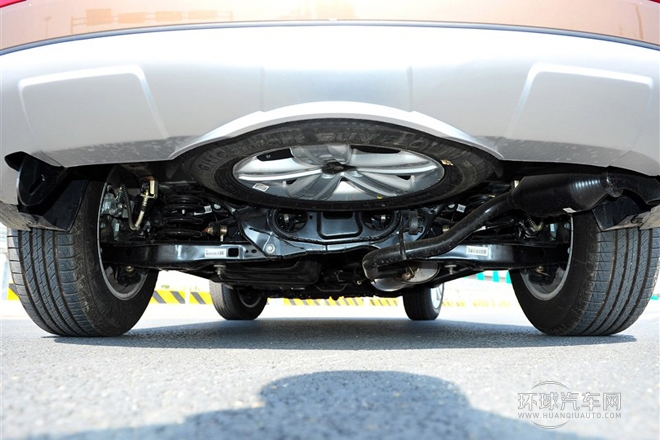 2013款 2.4L 自動(dòng)尊貴型