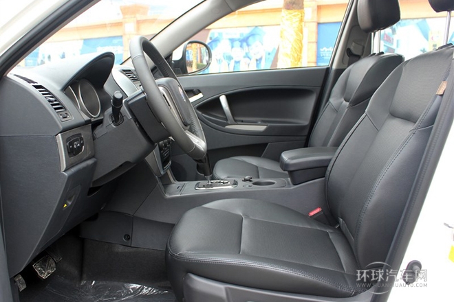 2013款 2.0L 自動尊貴型