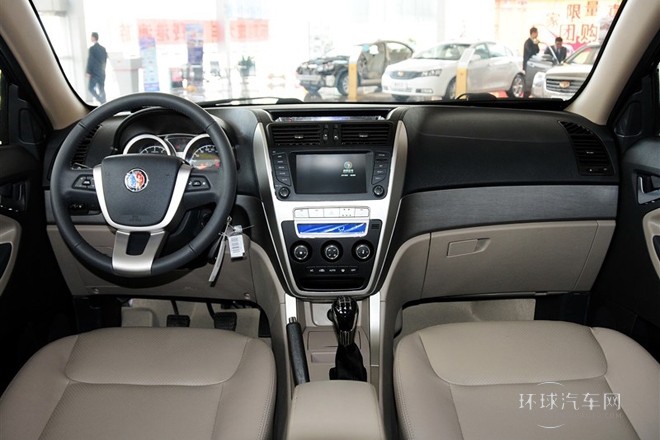 2013款 2.0L 手動尊貴型