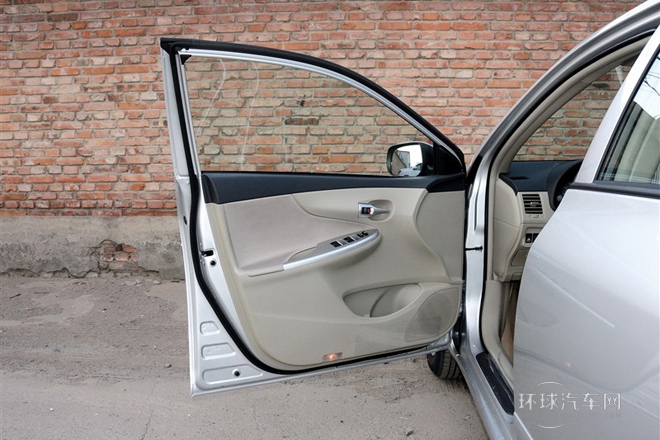 2013款 特裝版 1.6L 手動炫酷型GL