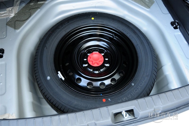 2013款 特裝版 1.6L 手動(dòng)至酷型GL