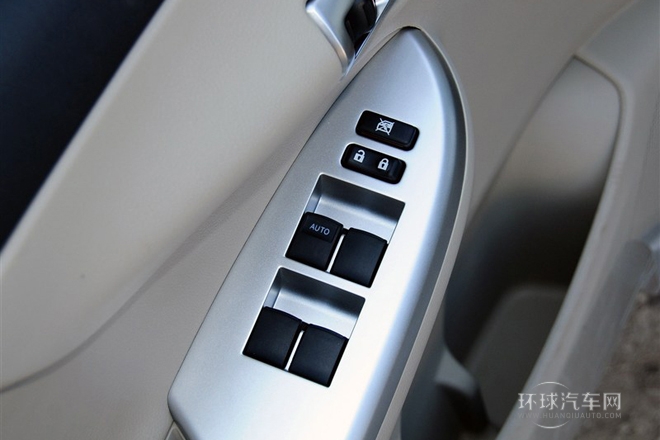 2013款 特裝版 1.6L 手動至酷型GL