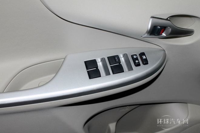 2013款 特裝版 1.6L 自動至酷型GL